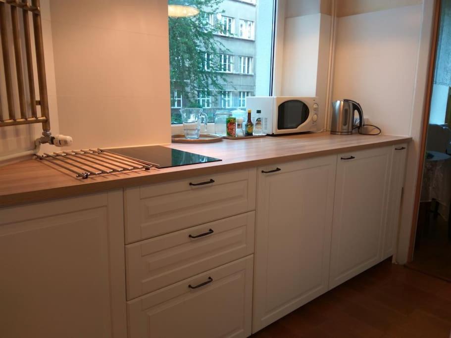 Big Cosy Retro Apt, Free Parking, 15Min Oldtown & Kazimierz - By Homelike Krakow Exterior photo